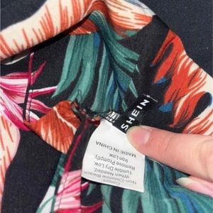 Shein Triangle crop top